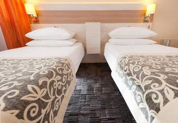 Фото номера Двухместный номер с 2 отдельными кроватями Отель Comfort by Trio г. Белосток 19