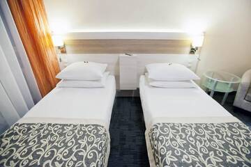 Фото номера Двухместный номер с 2 отдельными кроватями Отель Comfort by Trio г. Белосток 14