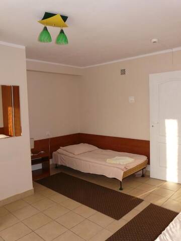 Фото номера Трехместный номер Отель Hotel Turystyczny г. Белосток 3