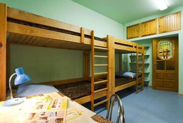 Фото номера Односпальная кровать в общем номере Хостелы Youth Hostel Podlasie г. Белосток 12