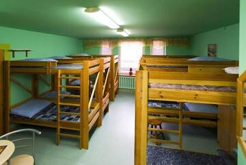 Фото номера Односпальная кровать в общем номере Хостелы Youth Hostel Podlasie г. Белосток 13