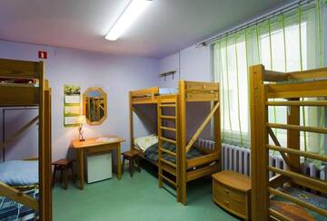 Фото номера Односпальная кровать в общем номере Хостелы Youth Hostel Podlasie г. Белосток 16