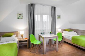 Фото номера Двухместный номер с 2 отдельными кроватями Хостелы Villa Margo г. Белосток 2