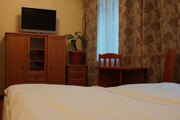 Фото номера Двухместный номер Делюкс с 1 кроватью Отель Hotel BOSiR г. Белосток 8