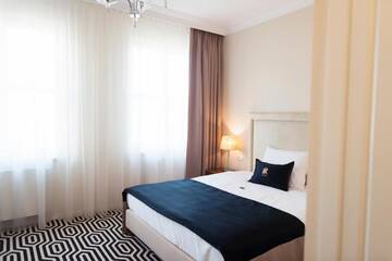 Фото номера Улучшенный одноместный номер Отель Hotel Royal &amp; Spa г. Белосток 5
