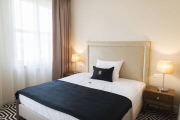 Фото номера Улучшенный одноместный номер Отель Hotel Royal &amp; Spa г. Белосток 2