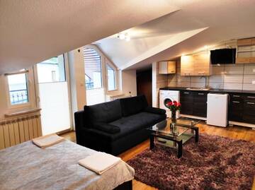Фото номера Семейный номер Делюкс Хостелы Hostel &amp; Restauracja Santorini г. Белосток 5