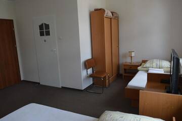 Фото Отели типа «постель и завтрак» Pokoje Gościnne Centrum Kultury Prawosławnej г. Белосток 2