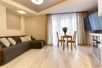 Фото номера Апартаменты Делюкс Апартаменты Apartment Royal III г. Белосток 8