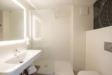 Фото номера Стандартный двухместный номер с 1 кроватью Отель ibis Styles Bialystok г. Белосток 2