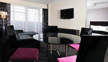Фото номера Представительский люкс Отель Hotel 3 Trio г. Белосток 4