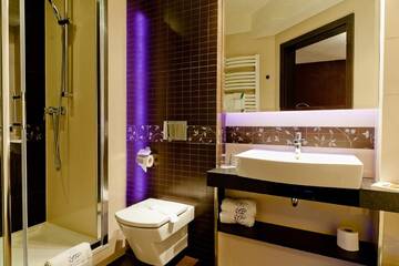 Фото номера Представительский двухместный номер с 1 кроватью Отель Hotel 3 Trio г. Белосток 4