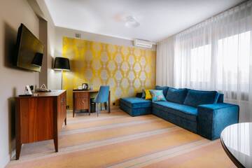 Фото номера Люкс с кроватью размера &quot;queen-size&quot; и диваном-кроватью Отель Best Western Hotel Cristal г. Белосток 3